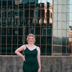 Meet your Posher, Alexia